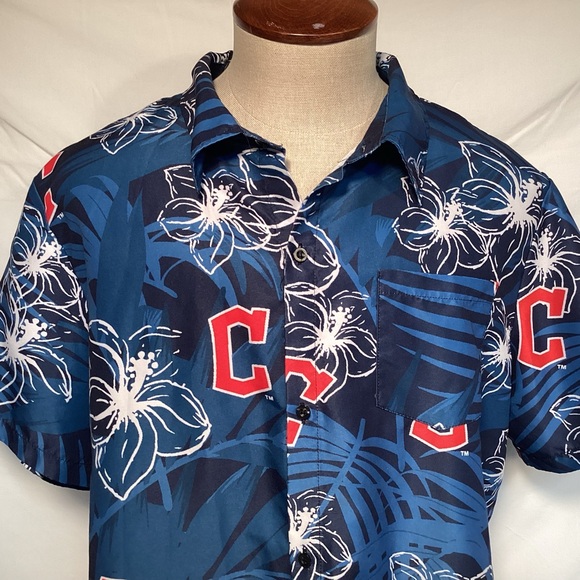 Cleveland Guardians Men's Button-Up Hawaiian Shirt Size XL - Picture 2 of 11